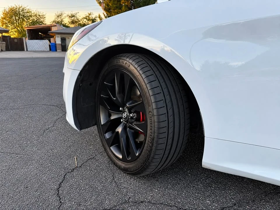 2016 Hyundai Genesis Coupe - Image 7 of 14