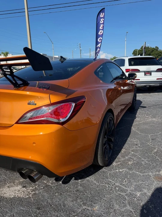2016 Hyundai Genesis Coupe - Image 3 of 10