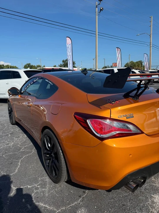 2016 Hyundai Genesis Coupe - Image 2 of 10