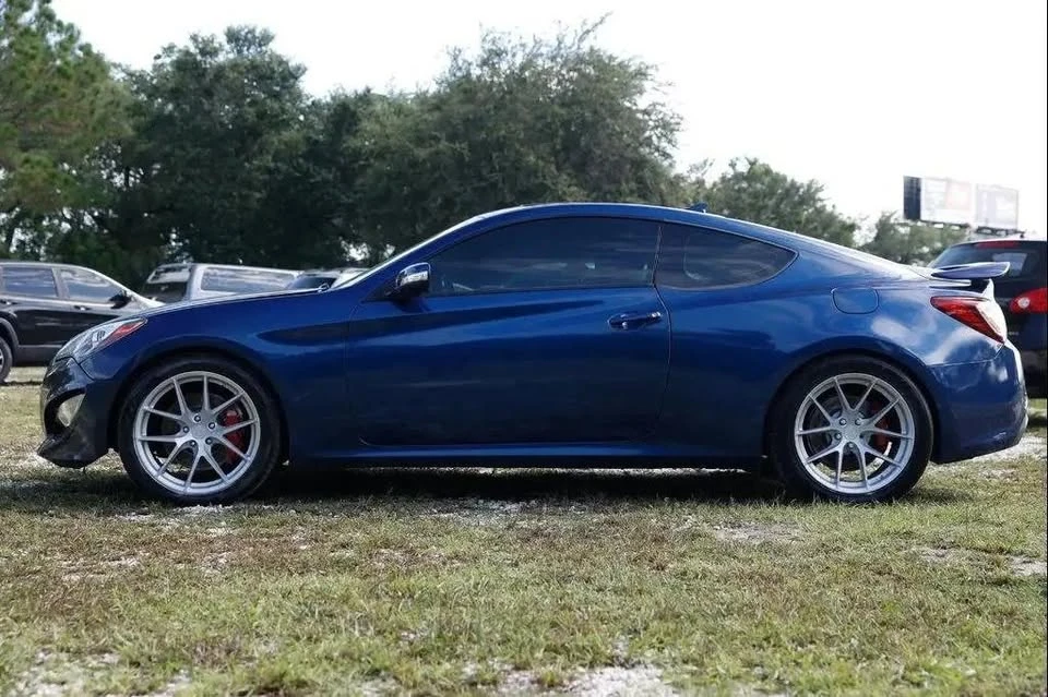 2016 Hyundai Genesis Coupe - Image 3 of 19