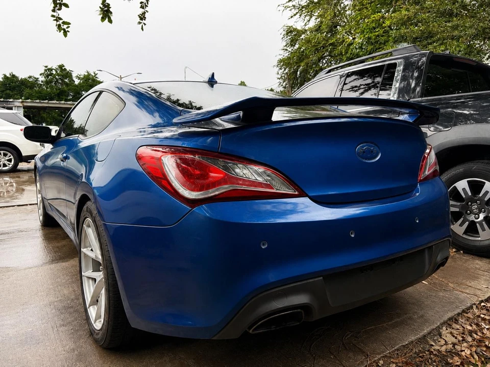 2016 Hyundai Genesis Coupe - Image 2 of 5