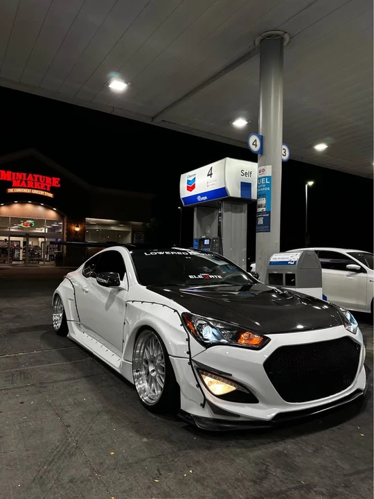 2016 Hyundai Genesis Coupe - Image 3 of 16
