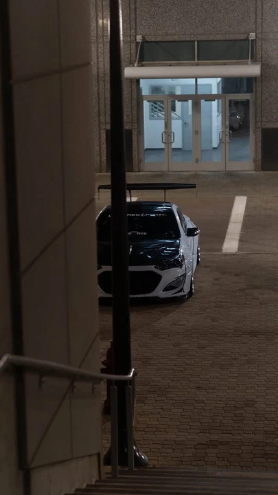 2016 Hyundai Genesis Coupe - Image 6 of 16