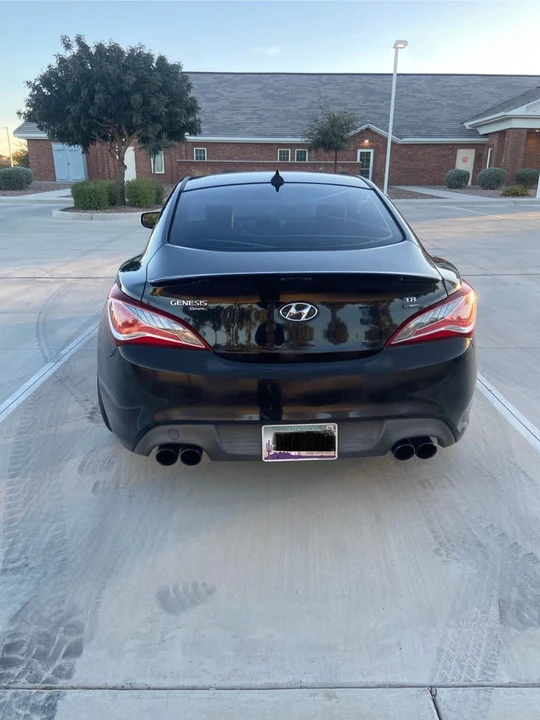 2016 Hyundai Genesis Coupe - Image 4 of 13