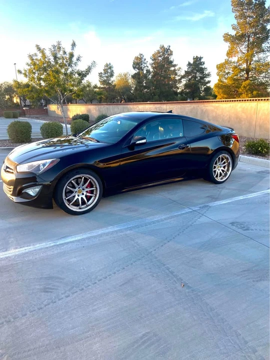 2016 Hyundai Genesis Coupe - Image 3 of 13