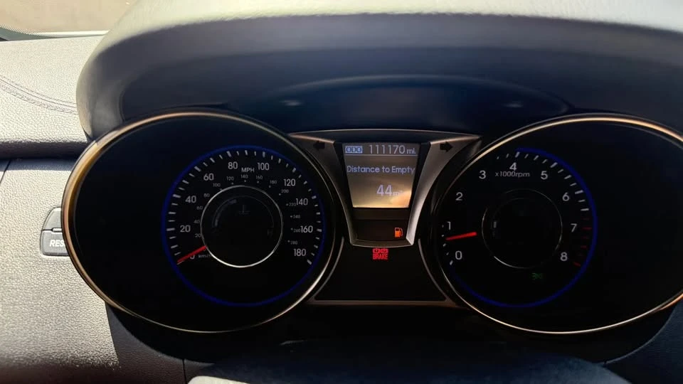 2016 Hyundai Genesis Coupe - Image 15 of 19