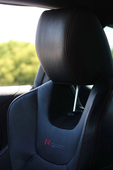 2016 Hyundai Genesis Coupe - Image 10 of 11