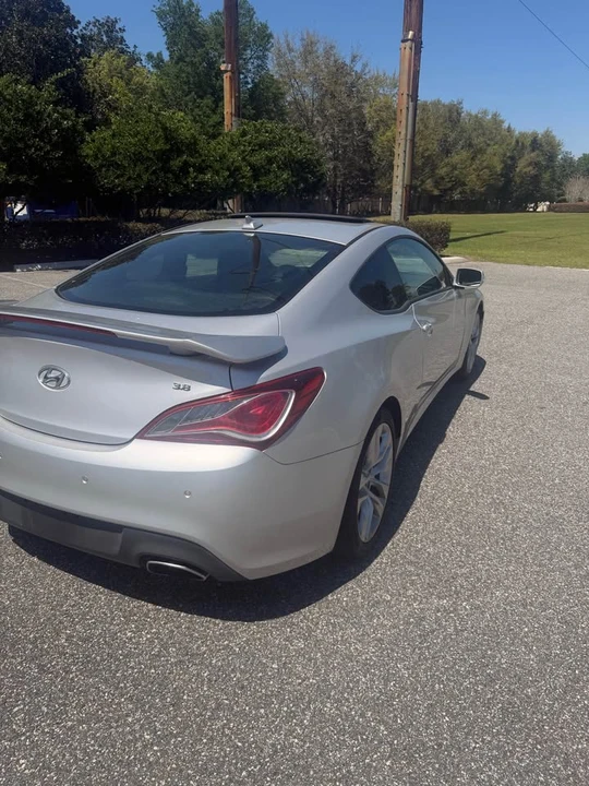 2016 Hyundai Genesis Coupe - Image 4 of 14