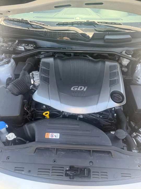 2016 Hyundai Genesis Coupe - Image 8 of 14