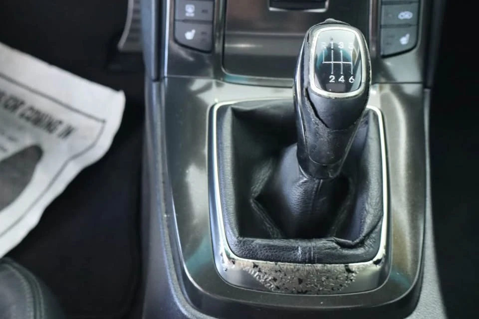 2016 Hyundai Genesis Coupe - Image 9 of 13