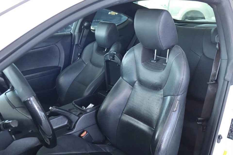2016 Hyundai Genesis Coupe - Image 8 of 13