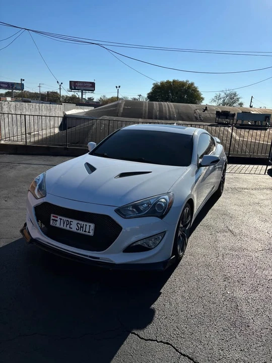 2016 Hyundai Genesis Coupe - Image 2 of 8
