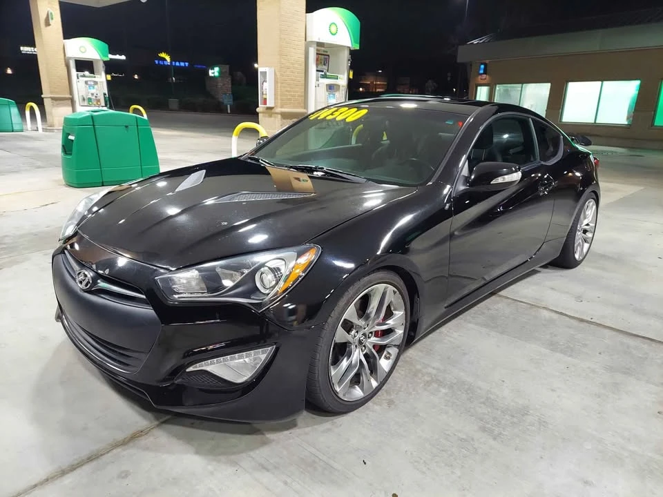 2016 Hyundai Genesis Coupe - Image 5 of 19