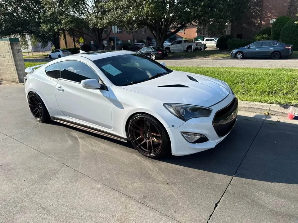 2016 Hyundai Genesis Coupe - Image 4 of 20