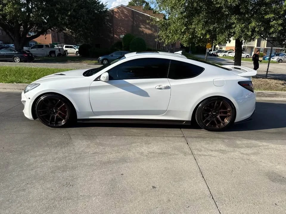2016 Hyundai Genesis Coupe - Image 2 of 20