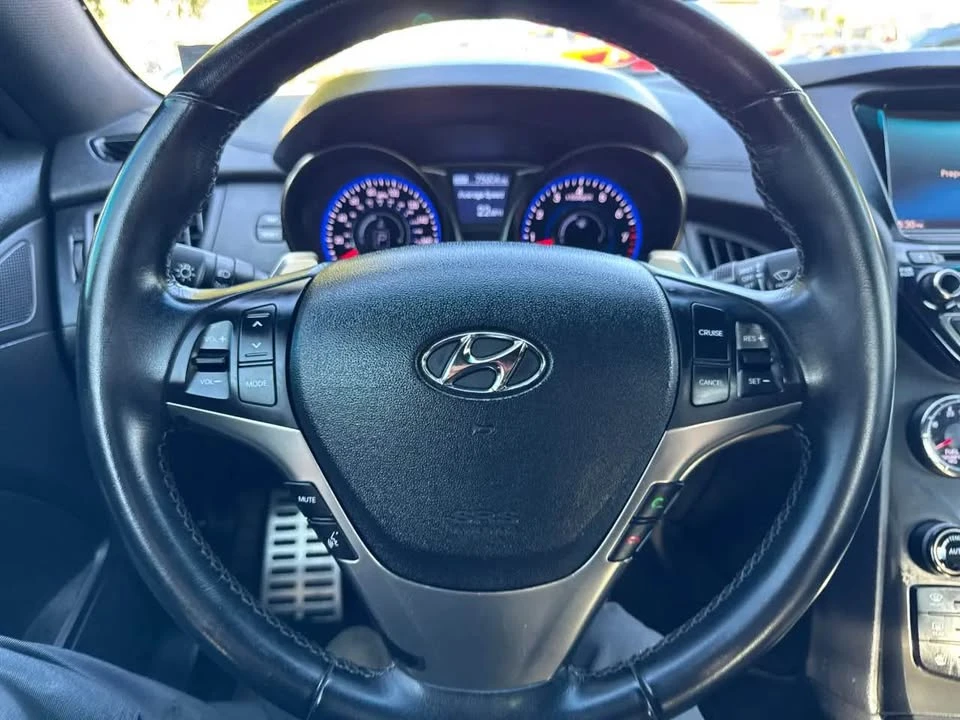 2016 Hyundai Genesis Coupe - Image 19 of 20