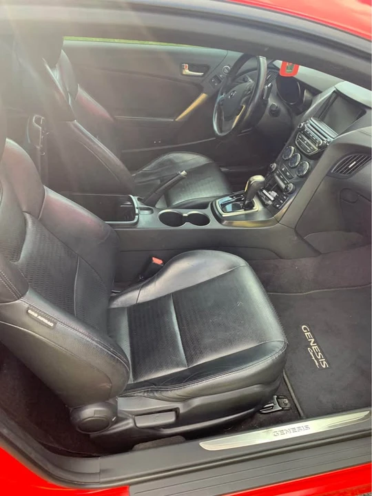 2016 Hyundai Genesis Coupe - Image 3 of 7