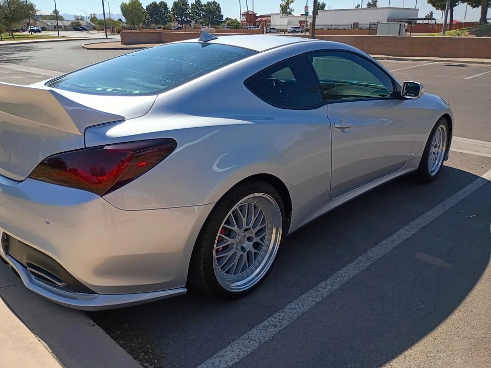 2016 Hyundai Genesis Coupe - Image 5 of 13