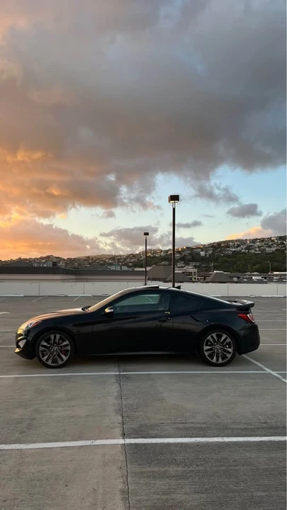 2016 Hyundai Genesis Coupe - Image 3 of 10