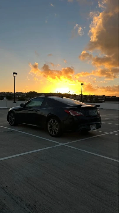 2016 Hyundai Genesis Coupe - Image 4 of 10