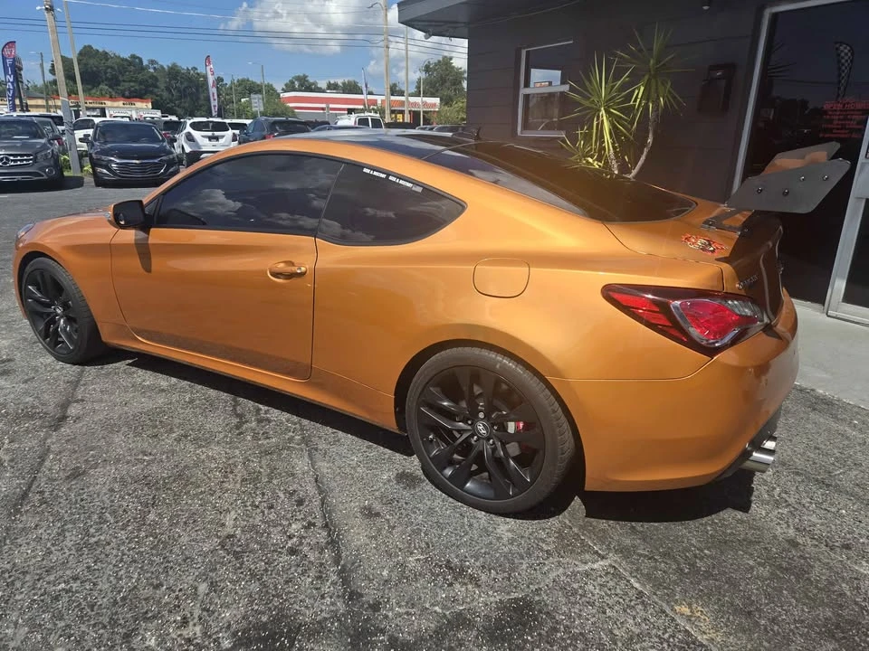 2016 Hyundai Genesis Coupe - Image 2 of 11