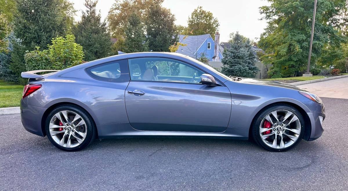 2016 Hyundai Genesis Coupe - Image 4 of 20