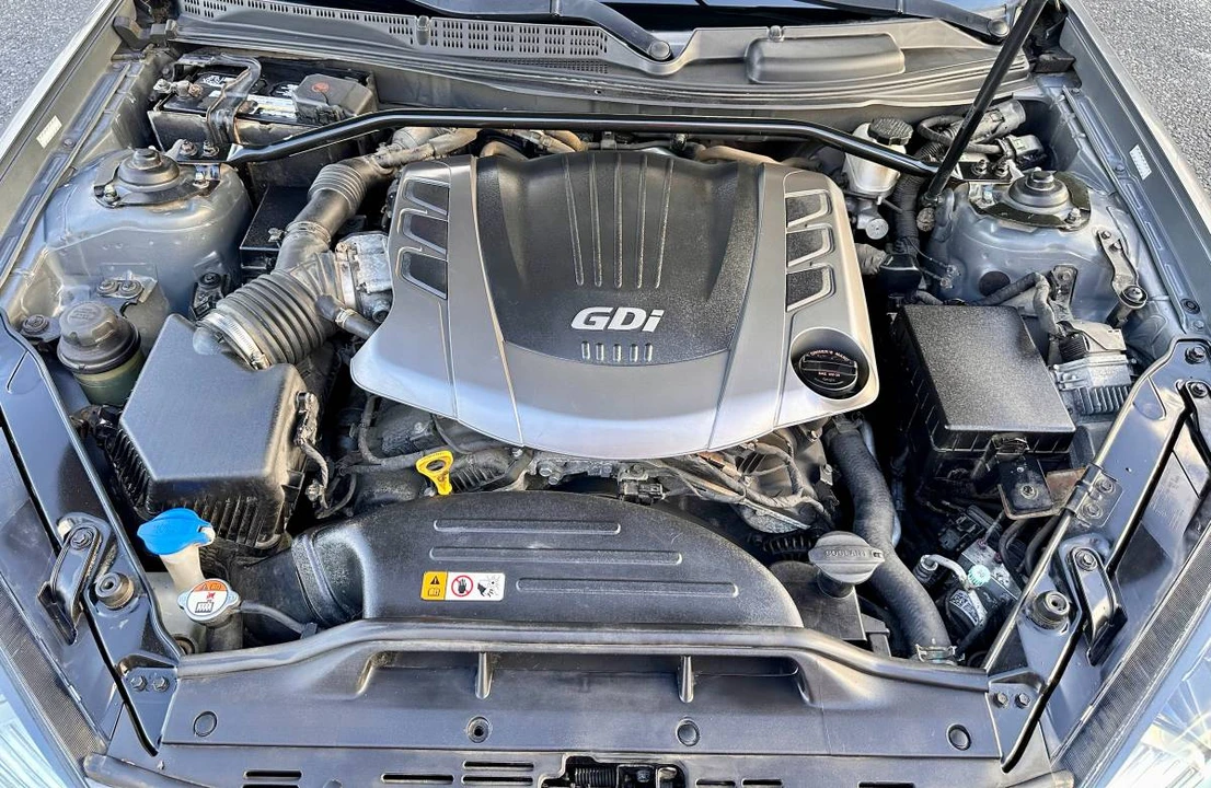 2016 Hyundai Genesis Coupe - Image 19 of 20