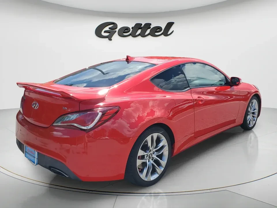 2016 Hyundai Genesis Coupe - Image 2 of 9