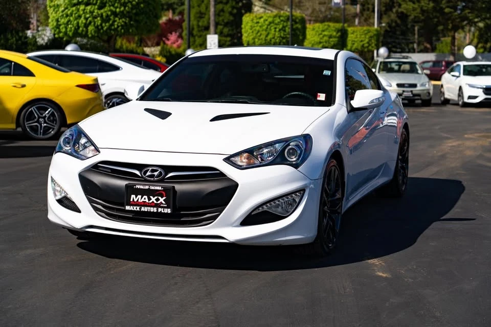 2016 Hyundai Genesis Coupe - Image 3 of 15