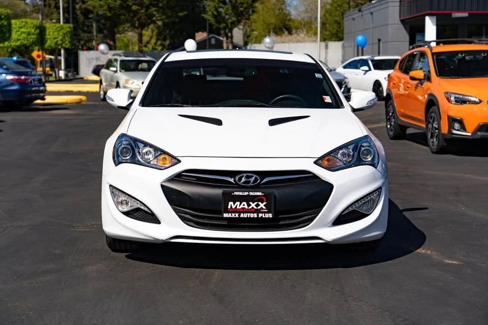 2016 Hyundai Genesis Coupe - Image 2 of 15