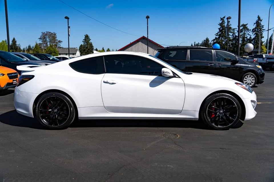 2016 Hyundai Genesis Coupe - Image 6 of 15