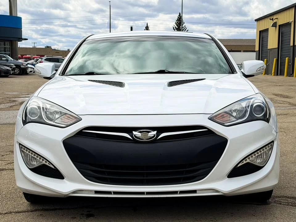 2016 Hyundai Genesis Coupe - Image 2 of 14