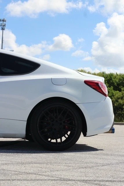 2016 Hyundai Genesis Coupe - Image 4 of 12
