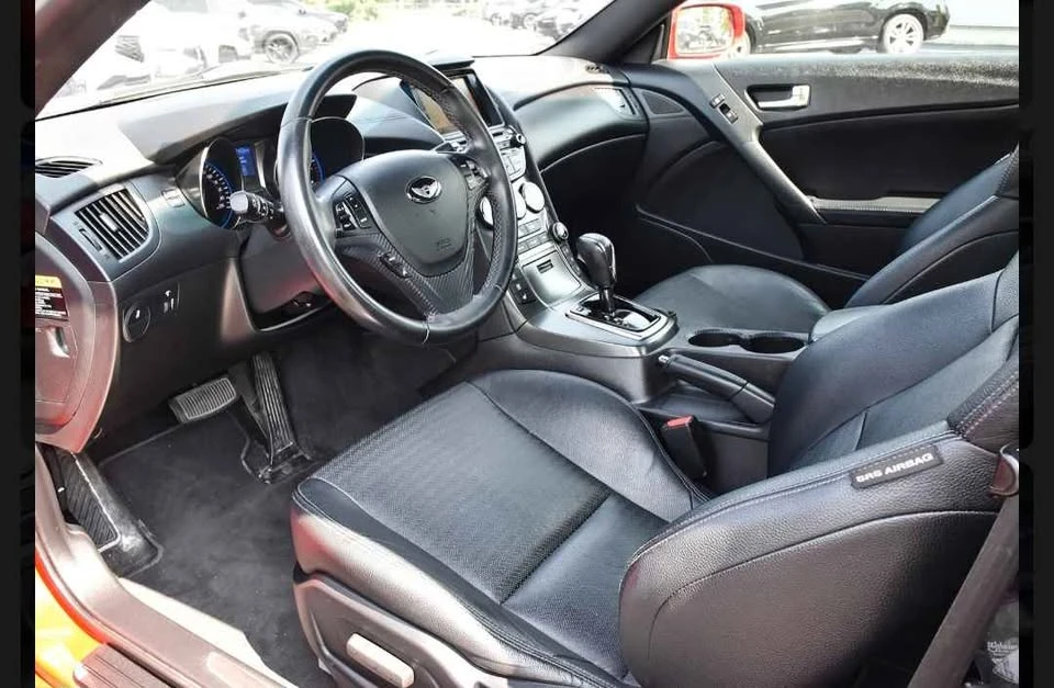 2016 Hyundai Genesis Coupe - Image 5 of 6