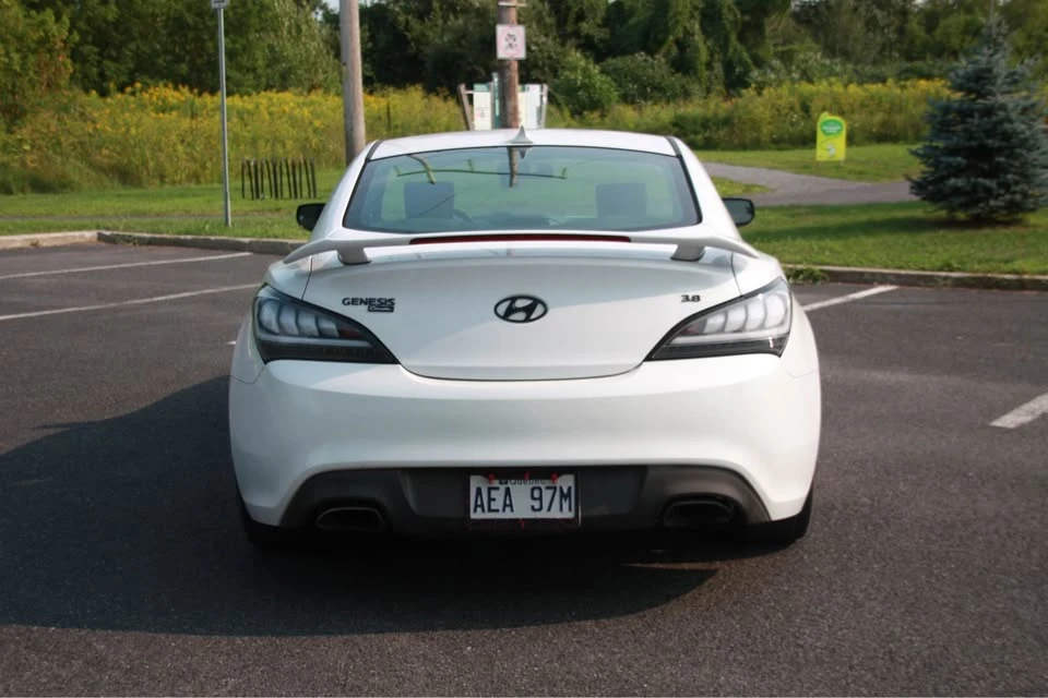 2016 Hyundai Genesis Coupe - Image 9 of 20
