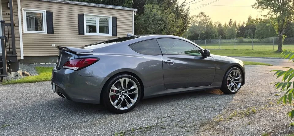 2016 Hyundai Genesis Coupe - Image 7 of 17