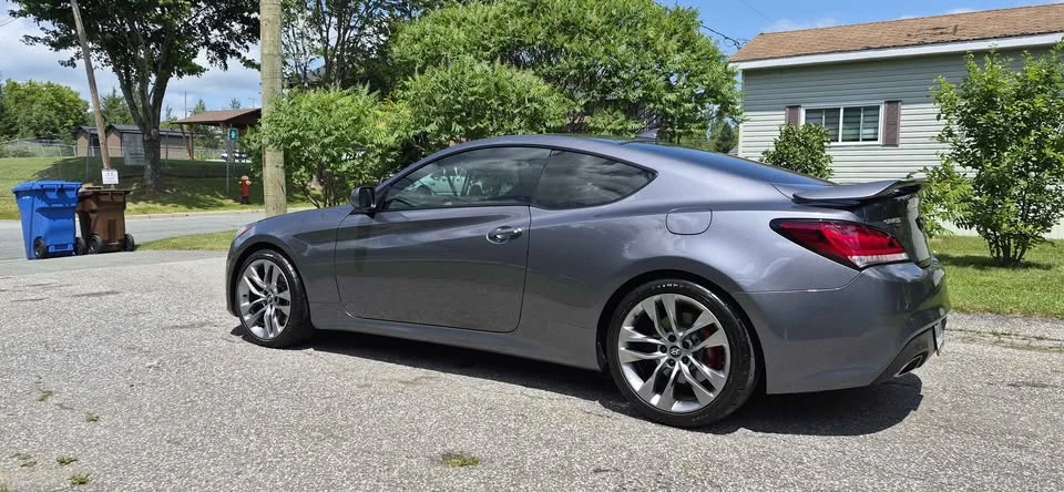2016 Hyundai Genesis Coupe - Image 14 of 17