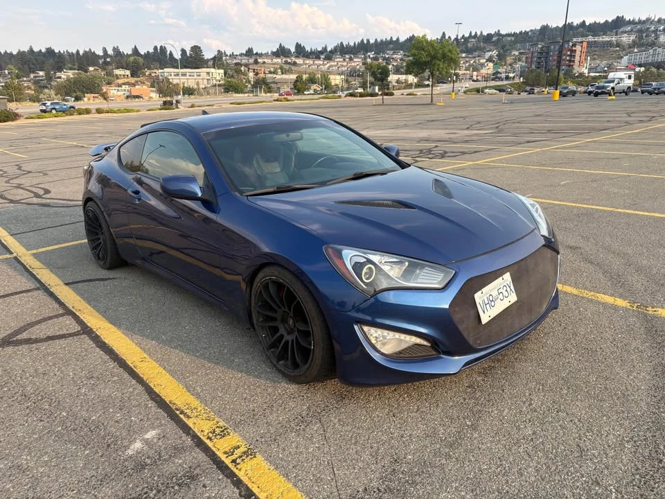 2016 Hyundai Genesis Coupe - Image 7 of 10