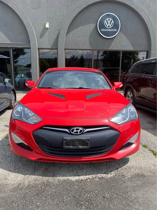 2016 Hyundai Genesis Coupe - Image 2 of 13