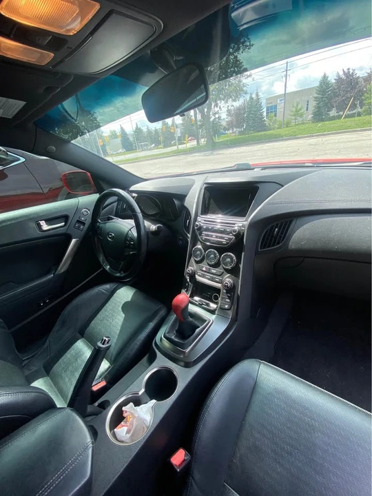 2016 Hyundai Genesis Coupe - Image 12 of 13