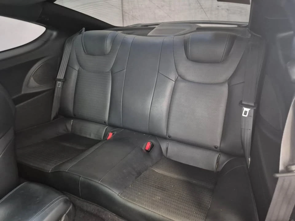 2016 Hyundai Genesis Coupe - Image 11 of 17