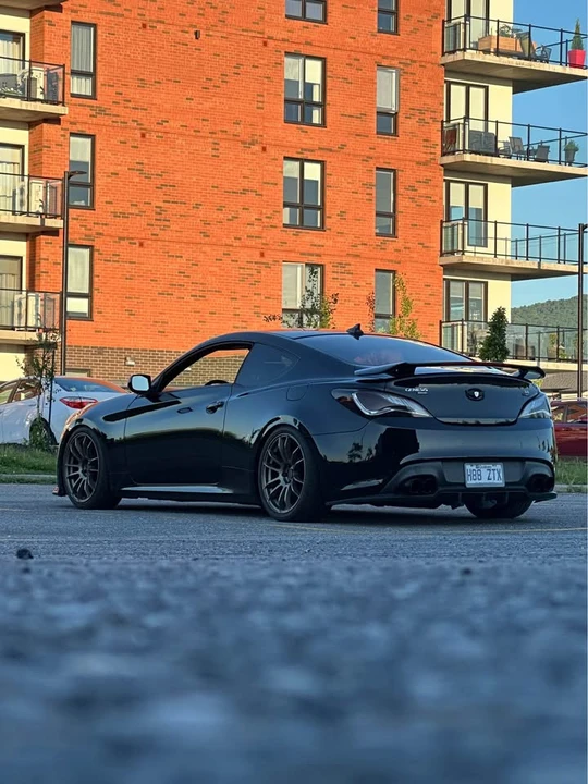 2016 Hyundai Genesis Coupe - Image 2 of 4