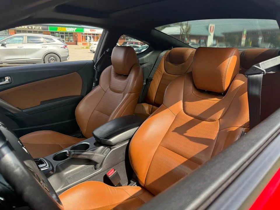 2016 Hyundai Genesis Coupe - Image 10 of 11