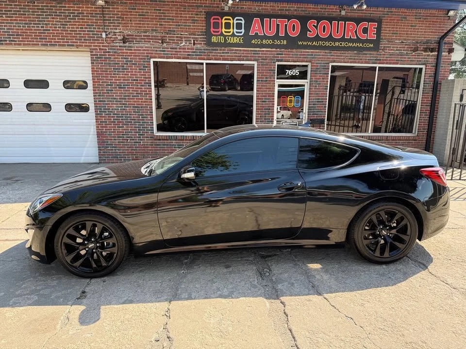 2016 Hyundai Genesis Coupe - Image 8 of 18
