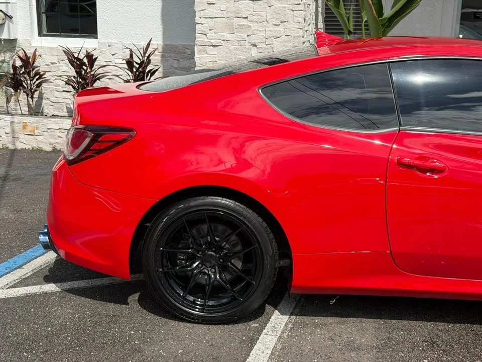 2016 Hyundai Genesis Coupe - Image 17 of 20