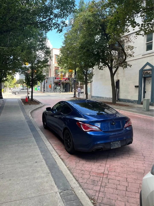 2016 Hyundai Genesis Coupe - Image 8 of 8