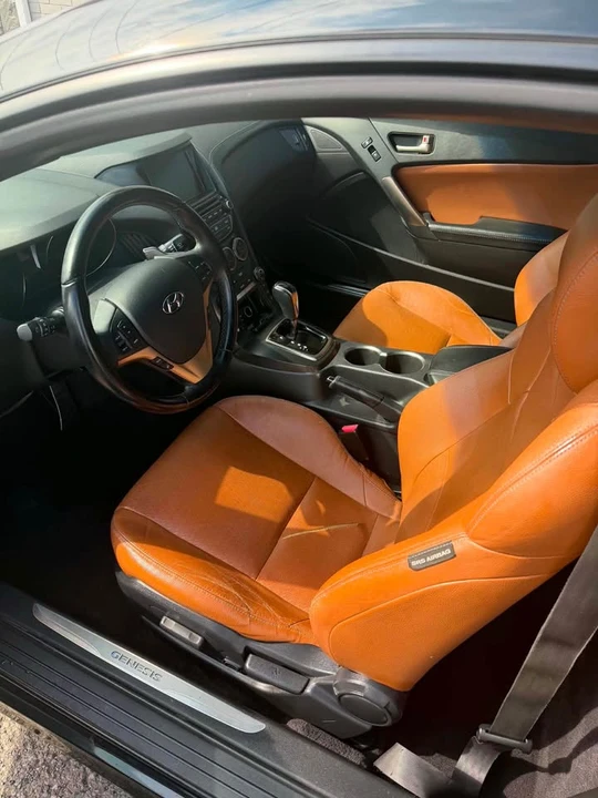 2016 Hyundai Genesis Coupe - Image 7 of 16