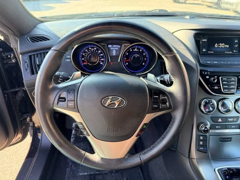 2016 Hyundai Genesis Coupe - Image 17 of 20