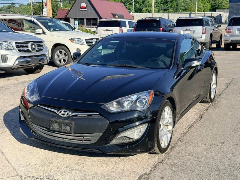 2016 Hyundai Genesis Coupe - Image 10 of 20
