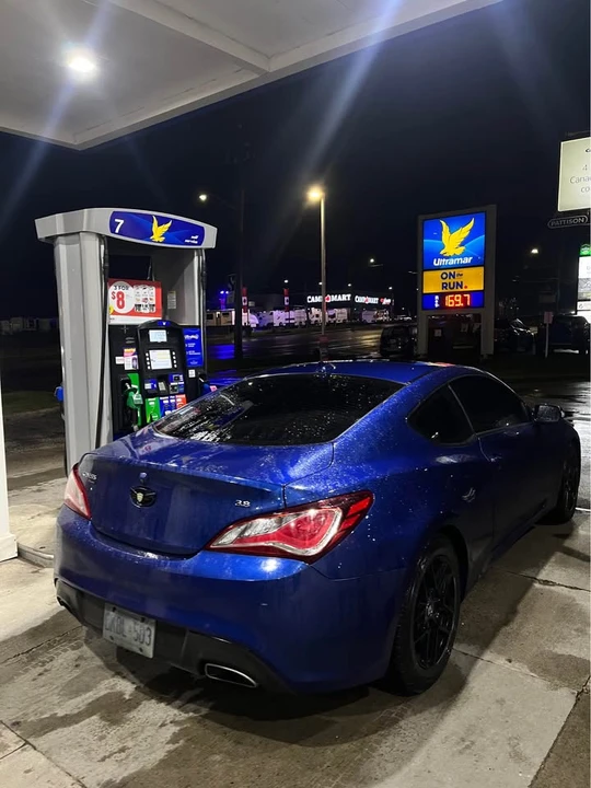 2016 Hyundai Genesis Coupe - Image 7 of 8